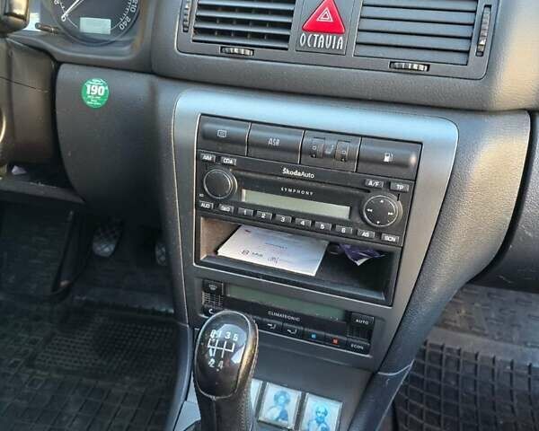 Синій Шкода Октавія, об'ємом двигуна 1.6 л та пробігом 189 тис. км за 5200 $, фото 11 на Automoto.ua