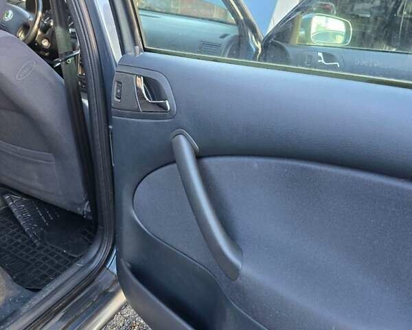 Синій Шкода Октавія, об'ємом двигуна 1.6 л та пробігом 189 тис. км за 5200 $, фото 2 на Automoto.ua