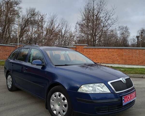 Синий Шкода Октавия, объемом двигателя 1.6 л и пробегом 256 тыс. км за 5600 $, фото 13 на Automoto.ua