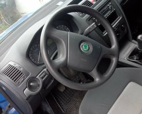 Шкода Октавія 2005 у Києві на Automoto.ua Синій Шкода Октавія, об'ємом двигуна 1.6 л та пробігом 205 тис. км за 5100 $, фото 8 на Automoto.ua