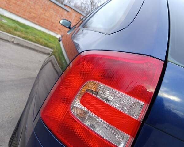 Синий Шкода Октавия, объемом двигателя 1.6 л и пробегом 256 тыс. км за 5600 $, фото 20 на Automoto.ua