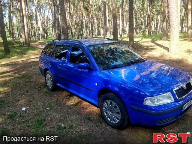 Синий Шкода Октавия, объемом двигателя 1.6 л и пробегом 200 тыс. км за 4800 $, фото 5 на Automoto.ua