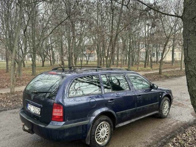 Синий Шкода Октавия, объемом двигателя 1.9 л и пробегом 380 тыс. км за 2300 $, фото 4 на Automoto.ua