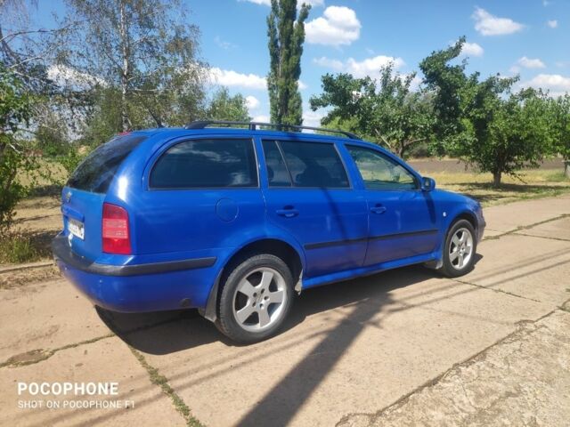 Синий Шкода Октавия, объемом двигателя 1.6 л и пробегом 56 тыс. км за 3800 $, фото 4 на Automoto.ua