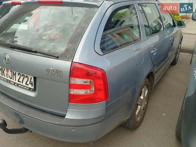 Синий Шкода Октавия, объемом двигателя 2 л и пробегом 207 тыс. км за 2901 $, фото 3 на Automoto.ua