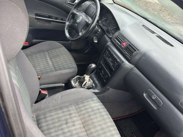 Синий Шкода Октавия, объемом двигателя 1.9 л и пробегом 380 тыс. км за 2300 $, фото 5 на Automoto.ua