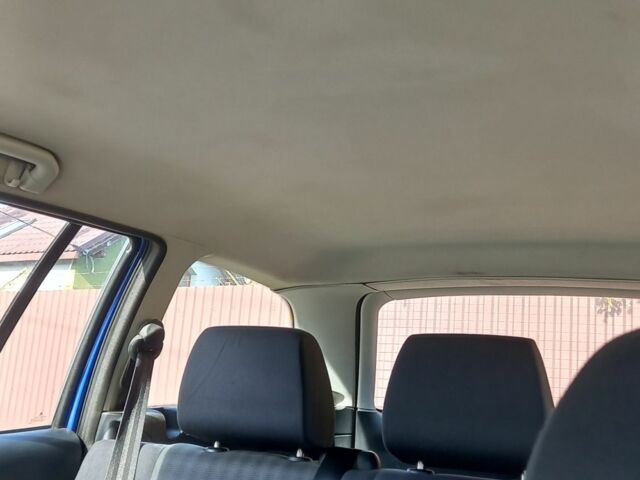 Синий Шкода Октавия, объемом двигателя 1.6 л и пробегом 286 тыс. км за 4300 $, фото 7 на Automoto.ua