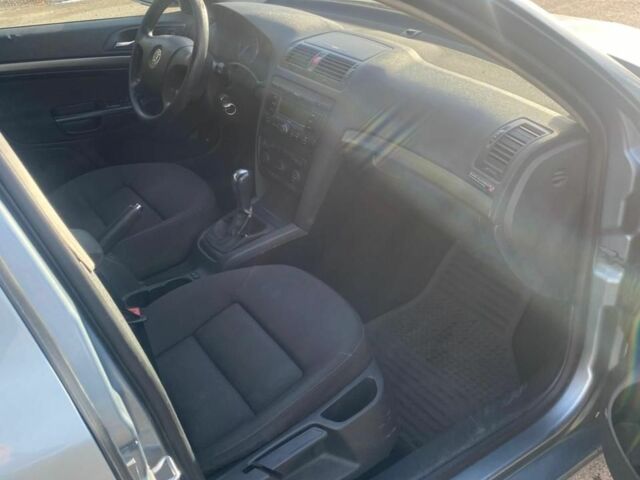 Шкода Октавия 2005 в Сумах на Automoto.ua Синий Шкода Октавия, объемом двигателя 1.9 л и пробегом 295 тыс. км за 2750 $, фото 7 на Automoto.ua