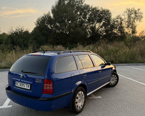 Синий Шкода Октавия, объемом двигателя 1.78 л и пробегом 256 тыс. км за 5500 $, фото 4 на Automoto.ua
