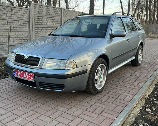 Синий Шкода Октавия, объемом двигателя 1.6 л и пробегом 203 тыс. км за 5450 $, фото 6 на Automoto.ua