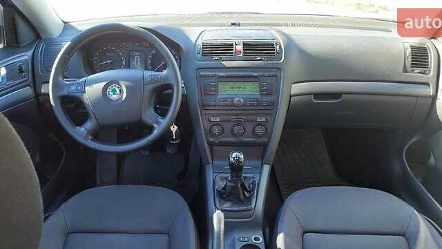 Шкода Октавія 2005 у Кременчуге на Automoto.ua Синій Шкода Октавія, об'ємом двигуна 1.6 л та пробігом 240 тис. км за 4500 $, фото 38 на Automoto.ua