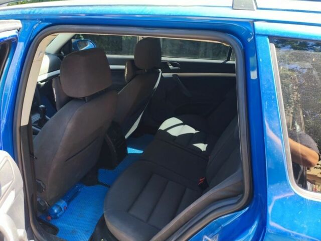 Синий Шкода Октавия, объемом двигателя 1.6 л и пробегом 190 тыс. км за 5000 $, фото 3 на Automoto.ua