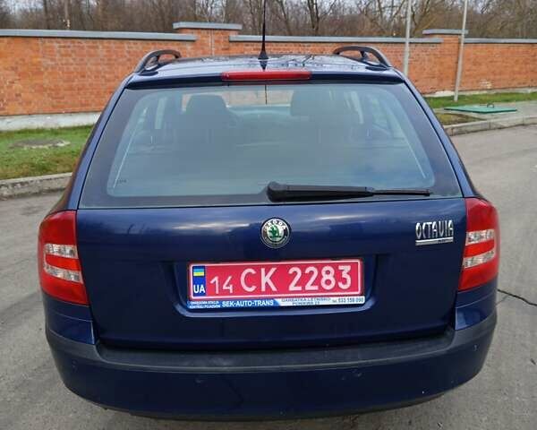 Синий Шкода Октавия, объемом двигателя 1.6 л и пробегом 256 тыс. км за 5600 $, фото 17 на Automoto.ua