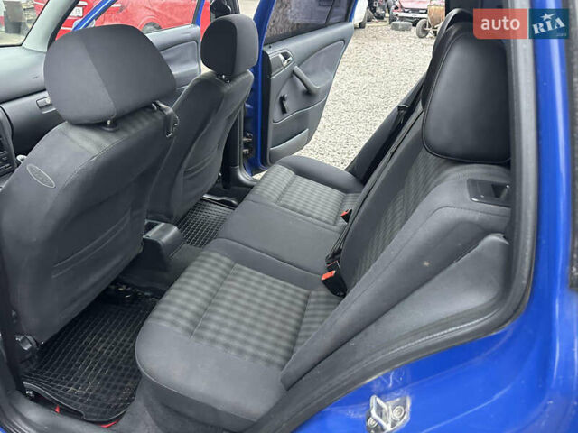 Синий Шкода Октавия, объемом двигателя 1.6 л и пробегом 220 тыс. км за 5800 $, фото 12 на Automoto.ua