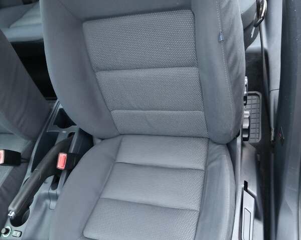 Синий Шкода Октавия, объемом двигателя 1.6 л и пробегом 256 тыс. км за 5600 $, фото 40 на Automoto.ua