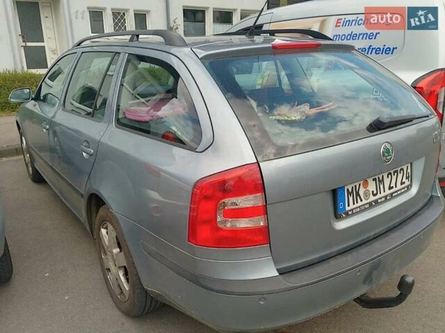 Синий Шкода Октавия, объемом двигателя 2 л и пробегом 207 тыс. км за 2901 $, фото 2 на Automoto.ua