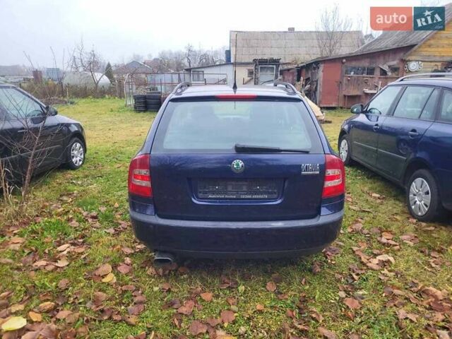 Синий Шкода Октавия, объемом двигателя 1.6 л и пробегом 250 тыс. км за 5200 $, фото 5 на Automoto.ua