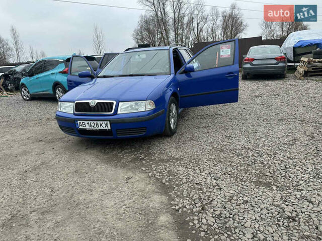 Синий Шкода Октавия, объемом двигателя 1.6 л и пробегом 220 тыс. км за 5800 $, фото 1 на Automoto.ua