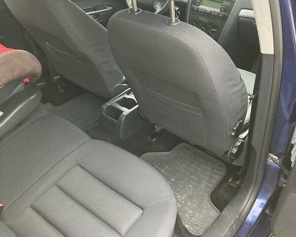 Синий Шкода Октавия, объемом двигателя 1.6 л и пробегом 330 тыс. км за 4300 $, фото 8 на Automoto.ua