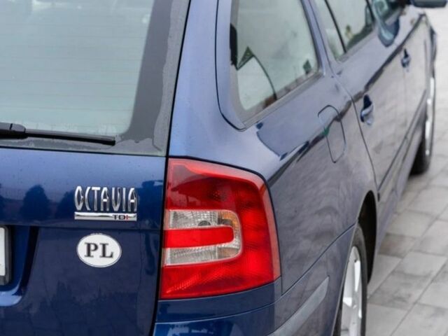 Синий Шкода Октавия, объемом двигателя 0 л и пробегом 265 тыс. км за 2000 $, фото 2 на Automoto.ua