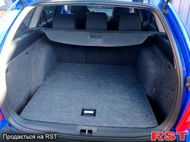 Синий Шкода Октавия, объемом двигателя 1.6 л и пробегом 200 тыс. км за 4800 $, фото 10 на Automoto.ua