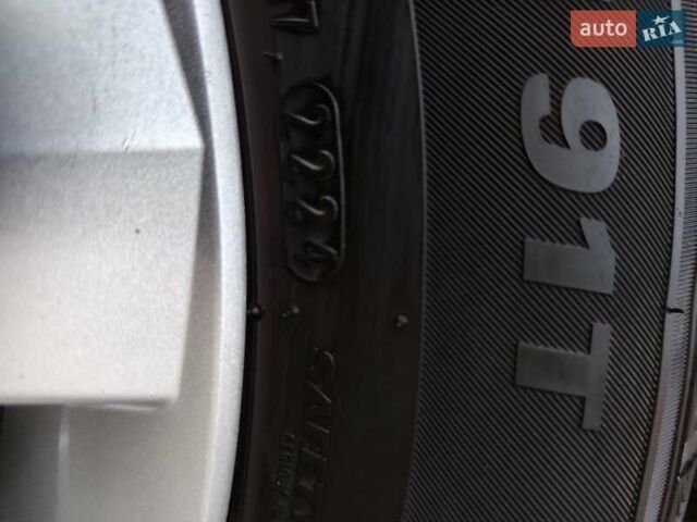 Синий Шкода Октавия, объемом двигателя 1.6 л и пробегом 256 тыс. км за 5600 $, фото 45 на Automoto.ua