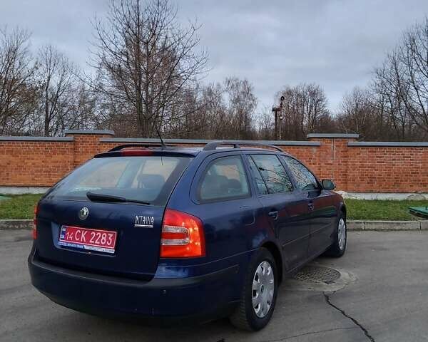 Синий Шкода Октавия, объемом двигателя 1.6 л и пробегом 256 тыс. км за 5600 $, фото 21 на Automoto.ua
