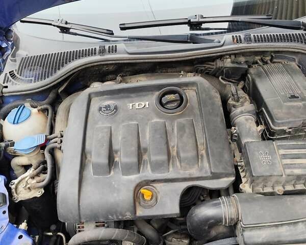 Синий Шкода Октавия, объемом двигателя 1.9 л и пробегом 370 тыс. км за 4450 $, фото 6 на Automoto.ua