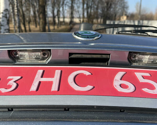 Синий Шкода Октавия, объемом двигателя 1.6 л и пробегом 203 тыс. км за 5450 $, фото 18 на Automoto.ua