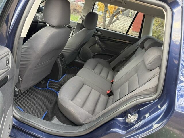 Шкода Октавия 2005 в Змиеве на Automoto.ua Синий Шкода Октавия, объемом двигателя 1.9 л и пробегом 300 тыс. км за 2750 $, фото 7 на Automoto.ua