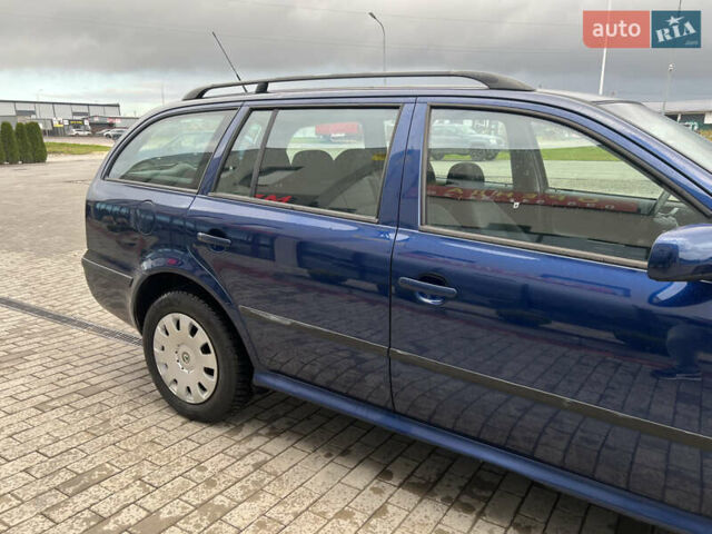 Синий Шкода Октавия, объемом двигателя 1.6 л и пробегом 186 тыс. км за 5600 $, фото 3 на Automoto.ua