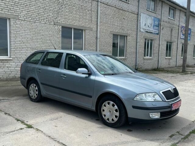 Синий Шкода Октавия, объемом двигателя 1.6 л и пробегом 228 тыс. км за 6150 $, фото 7 на Automoto.ua