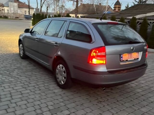 Синий Шкода Октавия, объемом двигателя 1.6 л и пробегом 230 тыс. км за 5450 $, фото 4 на Automoto.ua