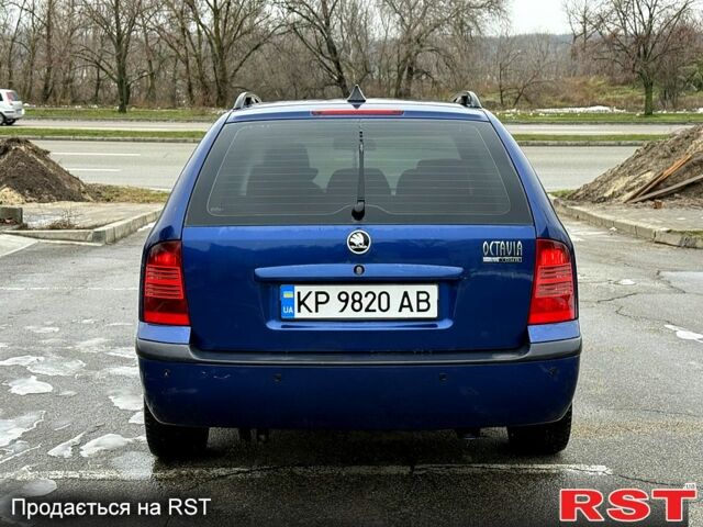 Синий Шкода Октавия, объемом двигателя 1.9 л и пробегом 250 тыс. км за 4400 $, фото 1 на Automoto.ua