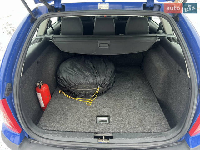 Синий Шкода Октавия, объемом двигателя 1.6 л и пробегом 260 тыс. км за 5000 $, фото 37 на Automoto.ua