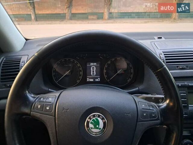 Шкода Октавия 2006 в Черкассах на Automoto.ua Синий Шкода Октавия, объемом двигателя 1.98 л и пробегом 217 тыс. км за 5200 $, фото 9 на Automoto.ua