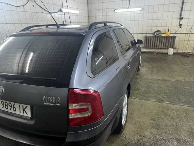 Синій Шкода Октавія, об'ємом двигуна 1.9 л та пробігом 310 тис. км за 5000 $, фото 4 на Automoto.ua