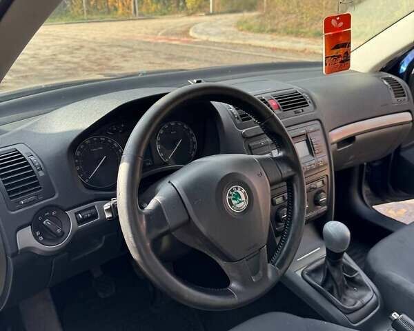 Шкода Октавия 2006 в Житомире на Automoto.ua Синий Шкода Октавия, объемом двигателя 1.6 л и пробегом 248 тыс. км за 3200 $, фото 18 на Automoto.ua