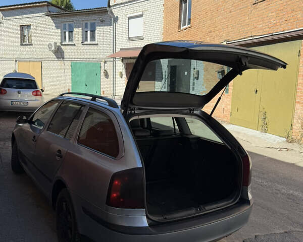 Синій Шкода Октавія, об'ємом двигуна 1.9 л та пробігом 250 тис. км за 4850 $, фото 4 на Automoto.ua