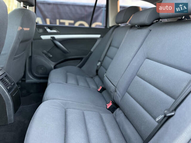Синий Шкода Октавия, объемом двигателя 1.6 л и пробегом 180 тыс. км за 6150 $, фото 16 на Automoto.ua