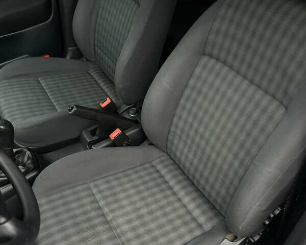 Синий Шкода Октавия, объемом двигателя 1.6 л и пробегом 258 тыс. км за 5350 $, фото 28 на Automoto.ua