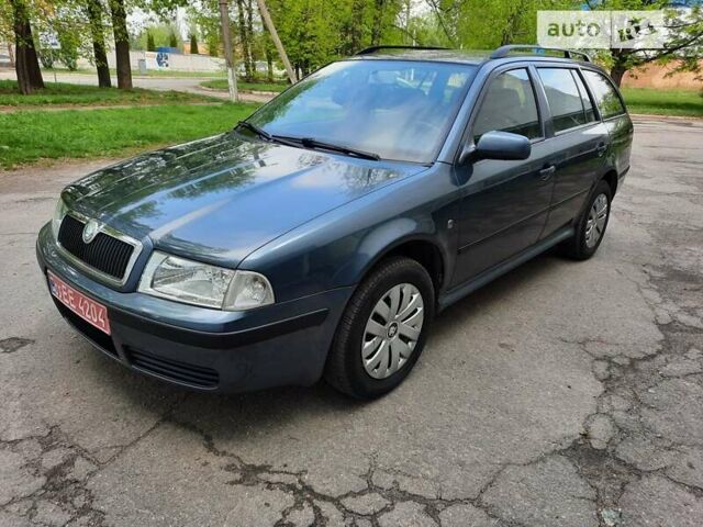 Синій Шкода Октавія, об'ємом двигуна 1.6 л та пробігом 273 тис. км за 5300 $, фото 3 на Automoto.ua