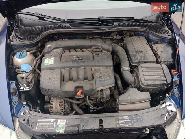 Синий Шкода Октавия, объемом двигателя 1.6 л и пробегом 208 тыс. км за 6500 $, фото 12 на Automoto.ua