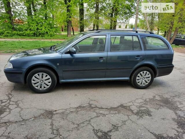 Синій Шкода Октавія, об'ємом двигуна 1.6 л та пробігом 273 тис. км за 5300 $, фото 11 на Automoto.ua