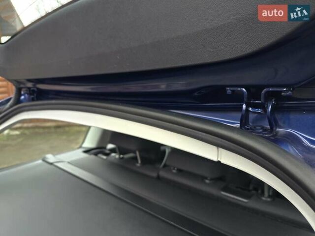 Синій Шкода Октавія, об'ємом двигуна 1.6 л та пробігом 194 тис. км за 6500 $, фото 142 на Automoto.ua