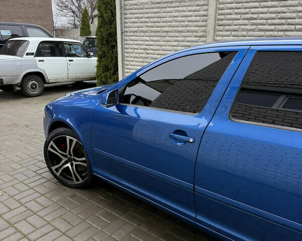 Синий Шкода Октавия, объемом двигателя 2 л и пробегом 320 тыс. км за 9000 $, фото 6 на Automoto.ua