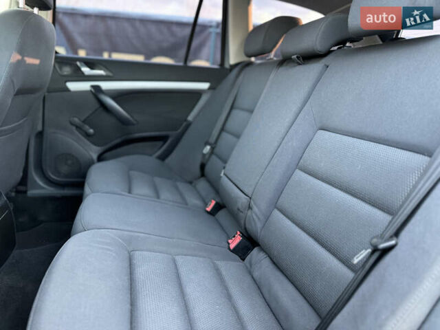 Синий Шкода Октавия, объемом двигателя 1.6 л и пробегом 180 тыс. км за 6150 $, фото 18 на Automoto.ua