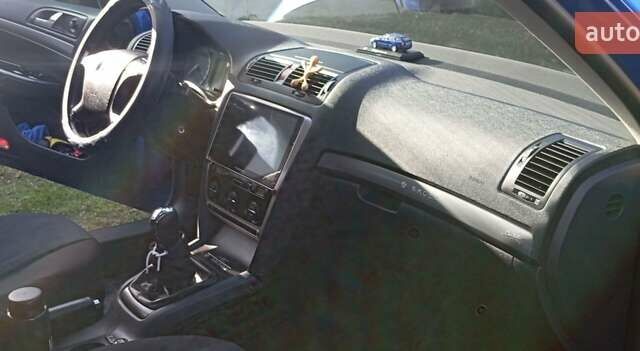 Синий Шкода Октавия, объемом двигателя 1.6 л и пробегом 226 тыс. км за 7000 $, фото 13 на Automoto.ua