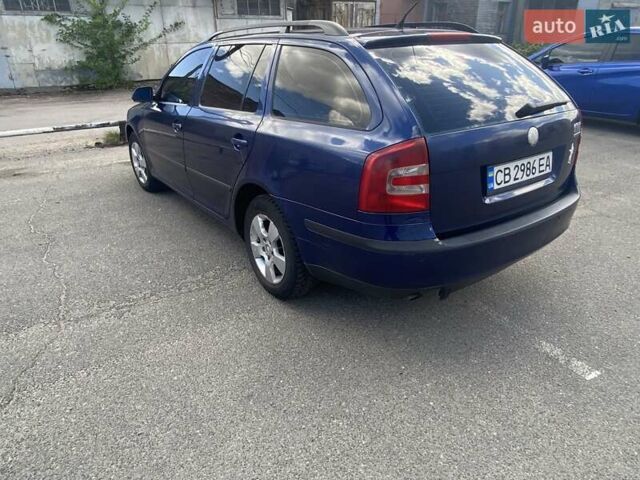Синій Шкода Октавія, об'ємом двигуна 1.6 л та пробігом 343 тис. км за 5000 $, фото 3 на Automoto.ua