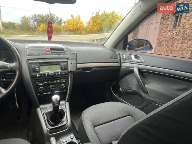 Шкода Октавия 2006 в Белой Церкве на Automoto.ua Синий Шкода Октавия, объемом двигателя 1.97 л и пробегом 365 тыс. км за 4999 $, фото 17 на Automoto.ua